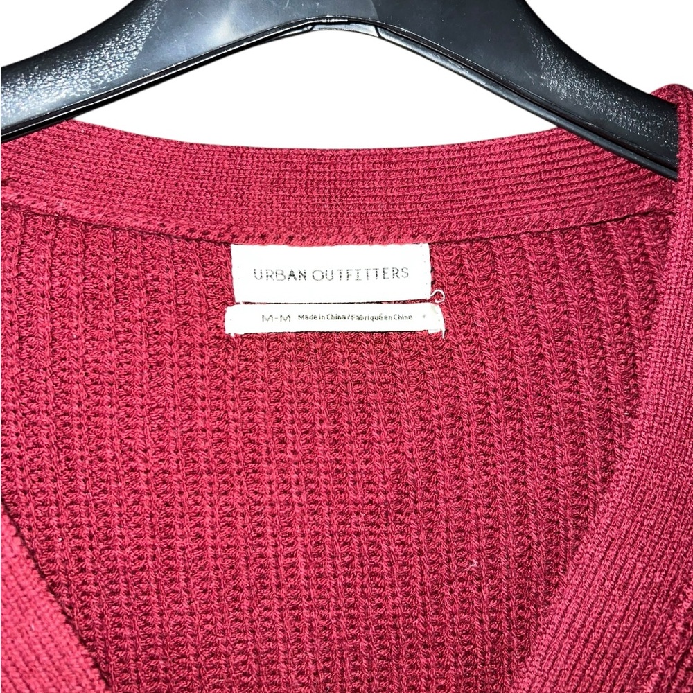Urban Outfitters Cropped Cardigan Sweater Medium - Picture 4 of 5